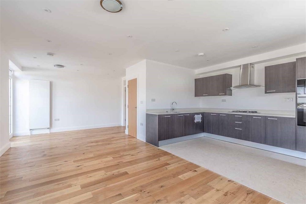 Grand Approach, 2 Bathurst Walk, Richings Park, Buckinghamshire SL0  