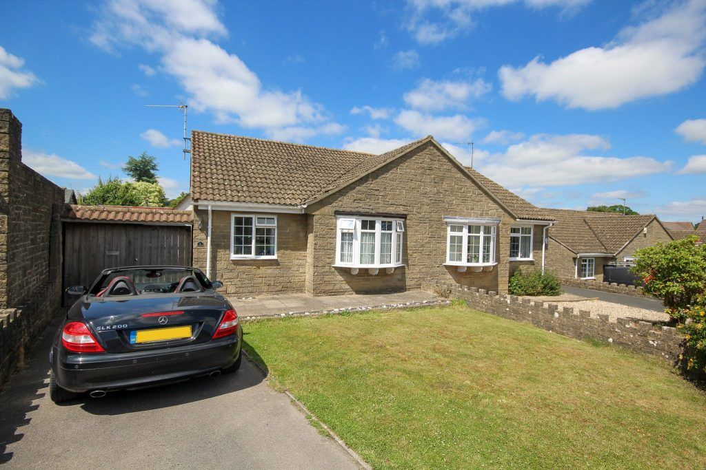 2 bed semidetached bungalow for sale in Broad Oak Avenue, Mosterton