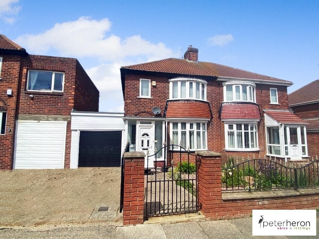 3 bed semidetached house for sale in Dykelands Road, Seaburn