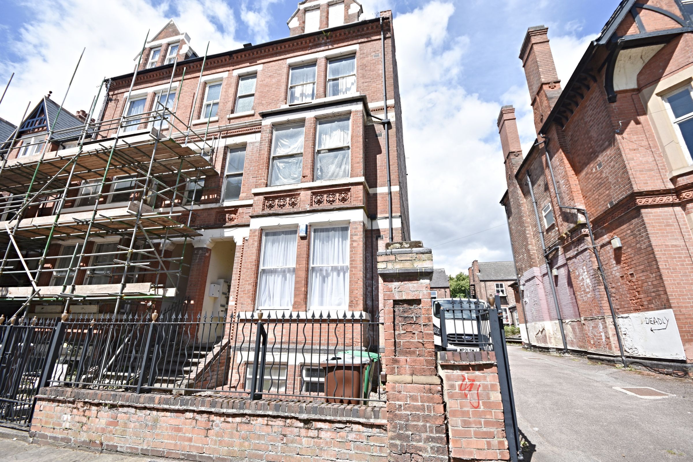 3 bed flat for sale in Forest Road West, Nottingham NG7 Zoopla