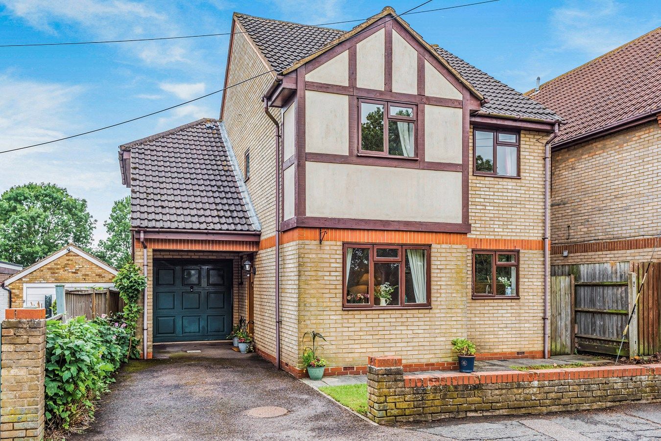 4 bed detached house for sale in Streatley Road, Upper Sundon LU3 Zoopla