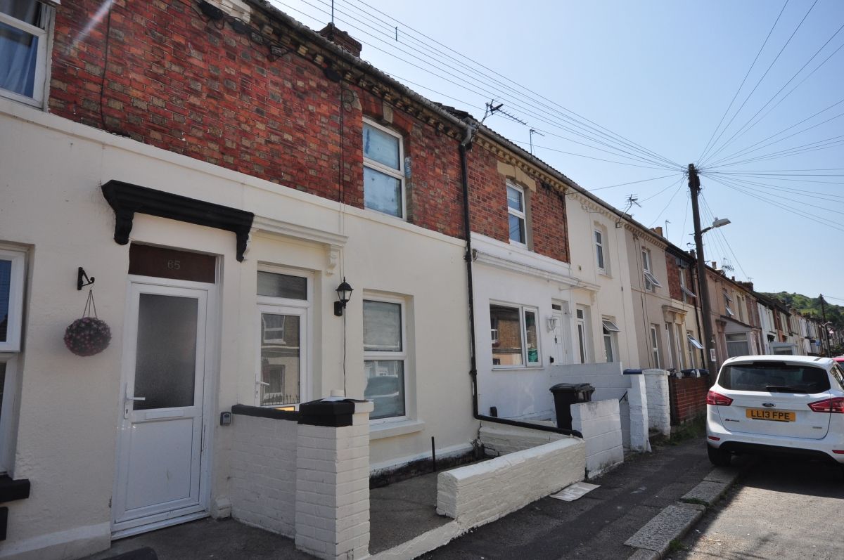 2 bed terraced house to rent in Clarendon Place, Dover CT17 Zoopla