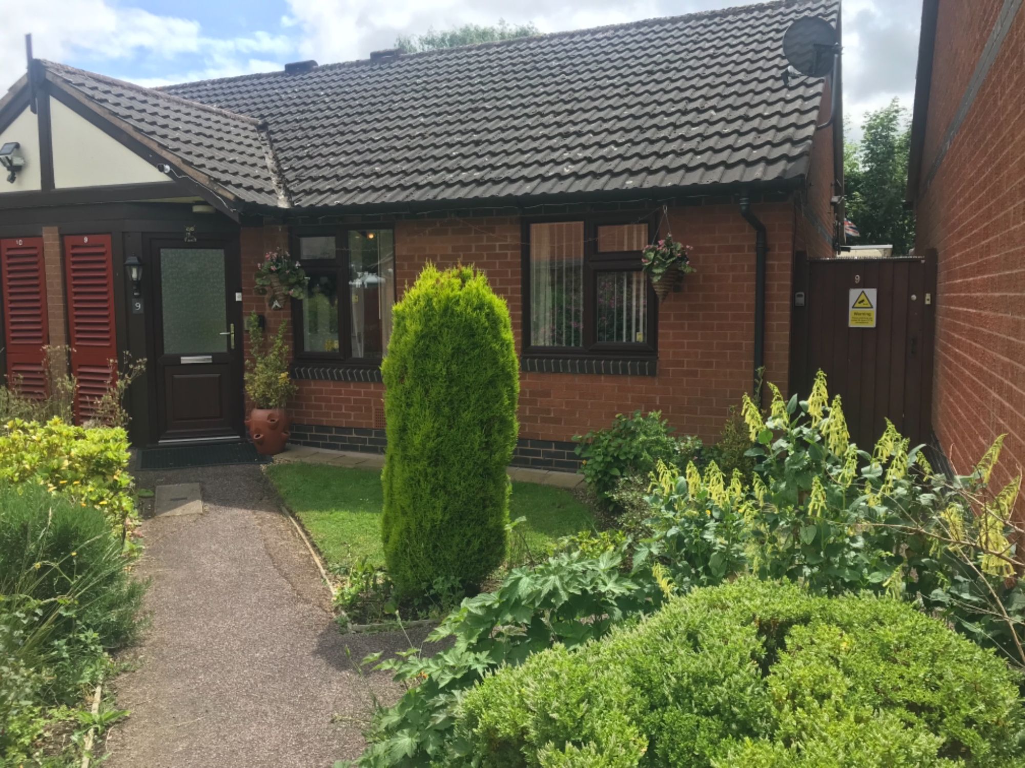 Hardwick Court, Leicester LE3  