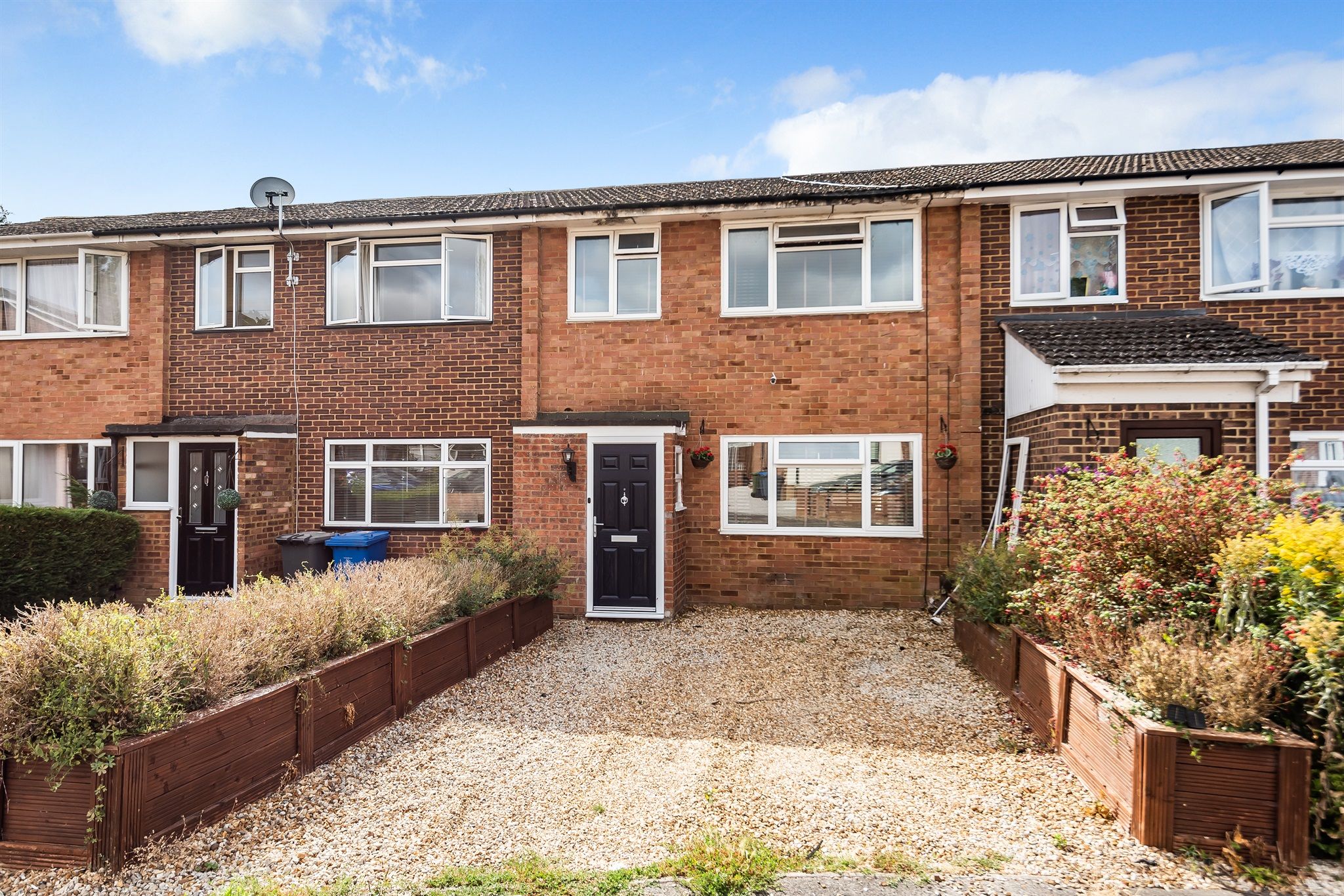 3 bed terraced house for sale in Lexington Avenue, Maidenhead SL6 Zoopla