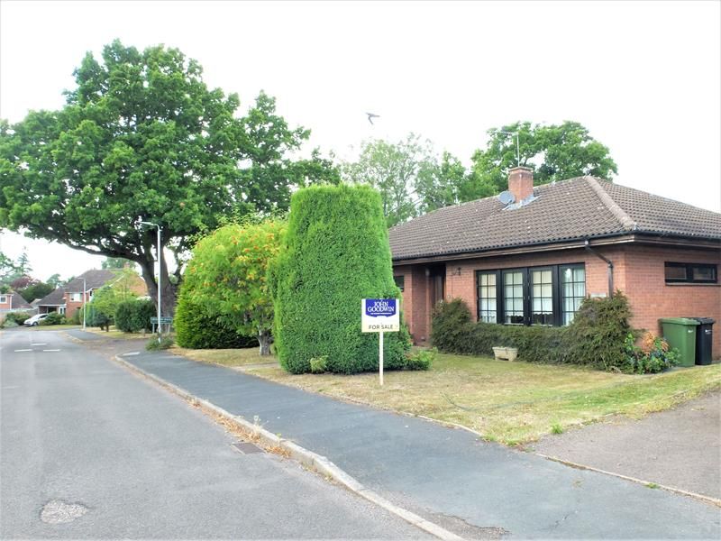 4 bed bungalow for sale in Oak Drive, Colwall, Malvern, Herefordshire