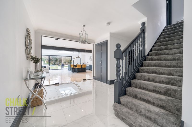 5 bed detached house for sale in Woodlands Avenue, Emerson Park RM11