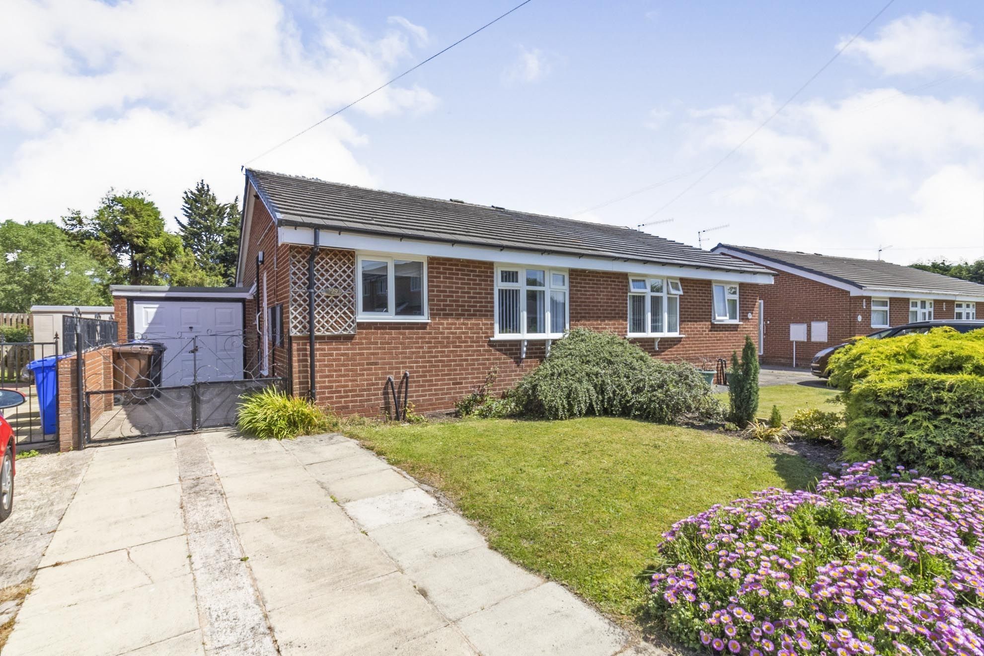 2 bed bungalow for sale in Jacobs Drive, Sheffield, South Yorkshire S5