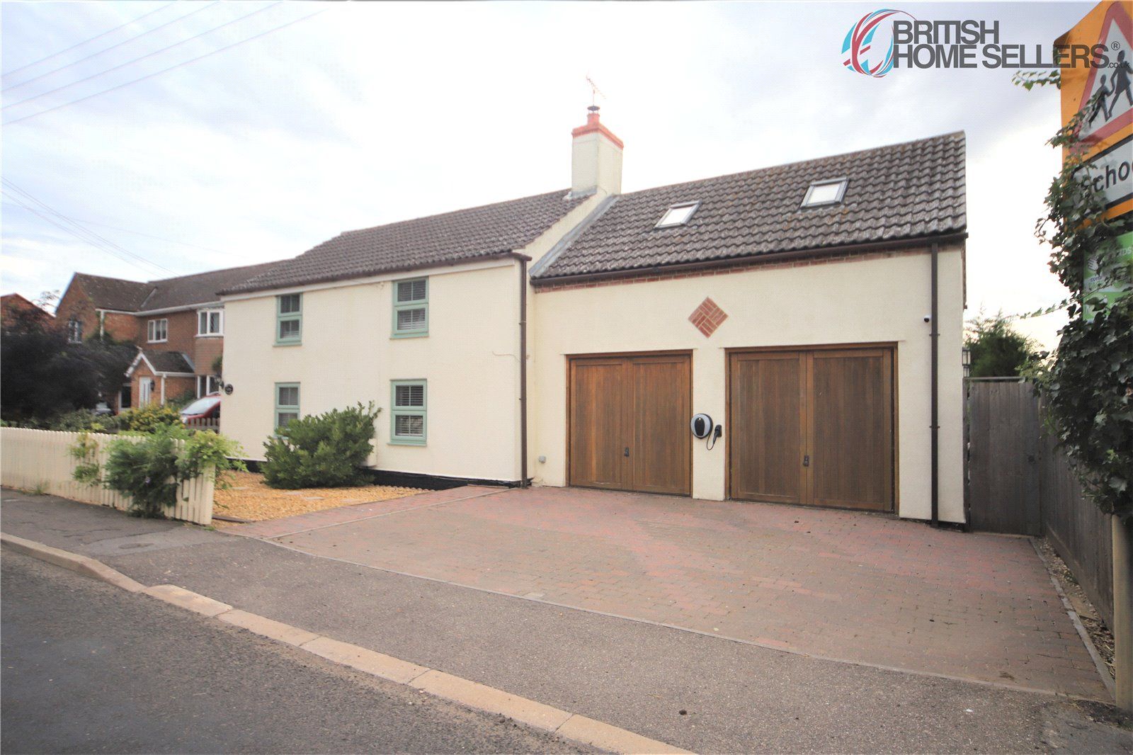 4 bed detached house for sale in Eaugate Road, Moulton Chapel, Spalding