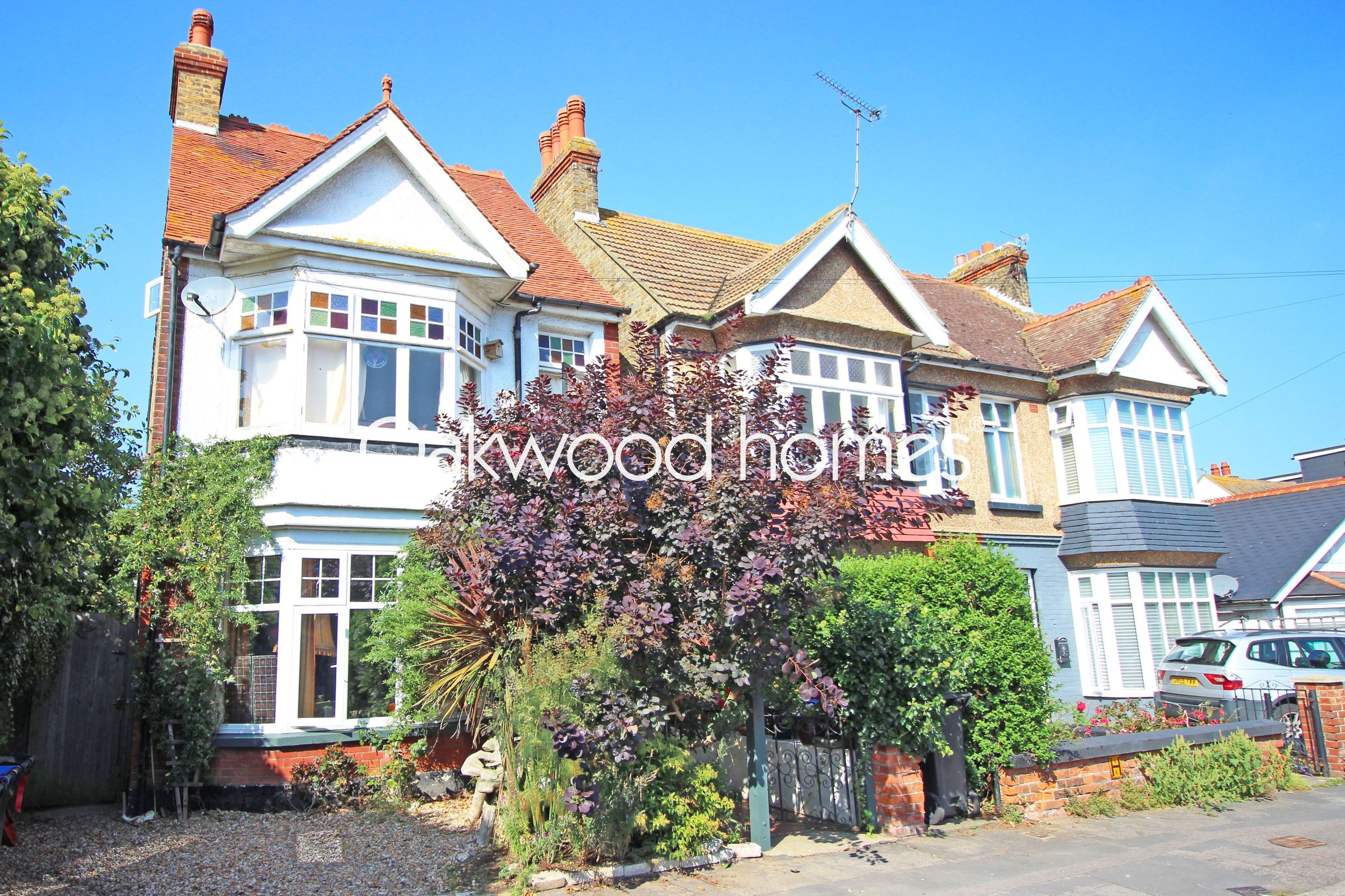 2 bed flat for sale in Lyndhurst Avenue, Cliftonville, Margate CT9 Zoopla