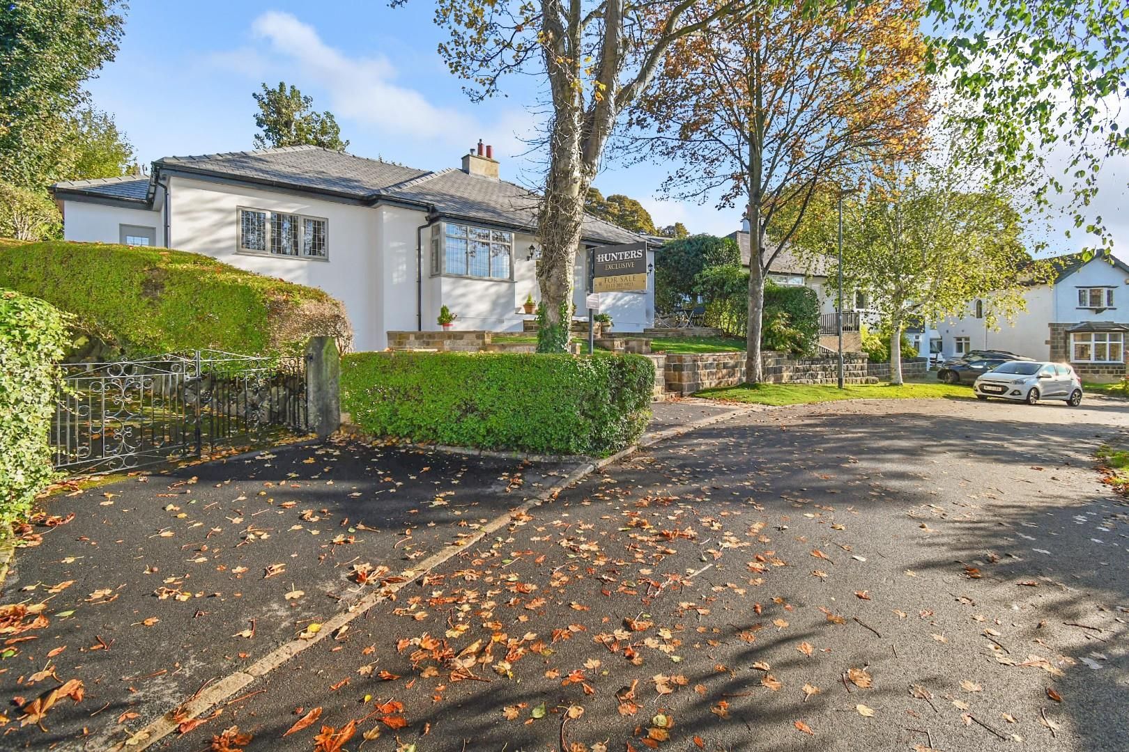 3 bed detached bungalow for sale in Rufford Crescent, Yeadon, Leeds