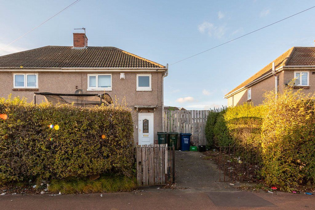 3 bed semidetached house for sale in Dene Avenue, Lemington, Newcastle