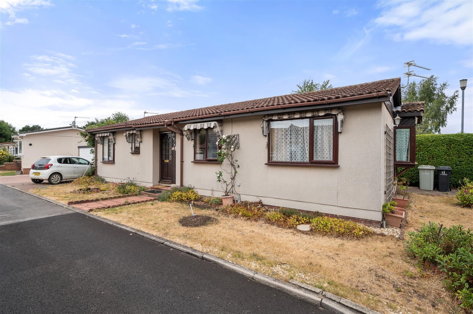 2 bed mobile/park home for sale in Grange Park, Woodhall Spa LN10 Zoopla