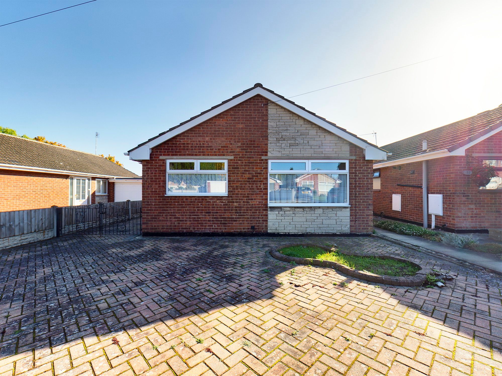 2 bed detached bungalow for sale in Spilsby Close, Cantley, Doncaster
