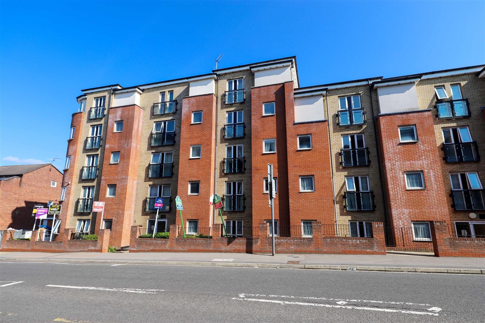 Lucida Court, Watford WD18  