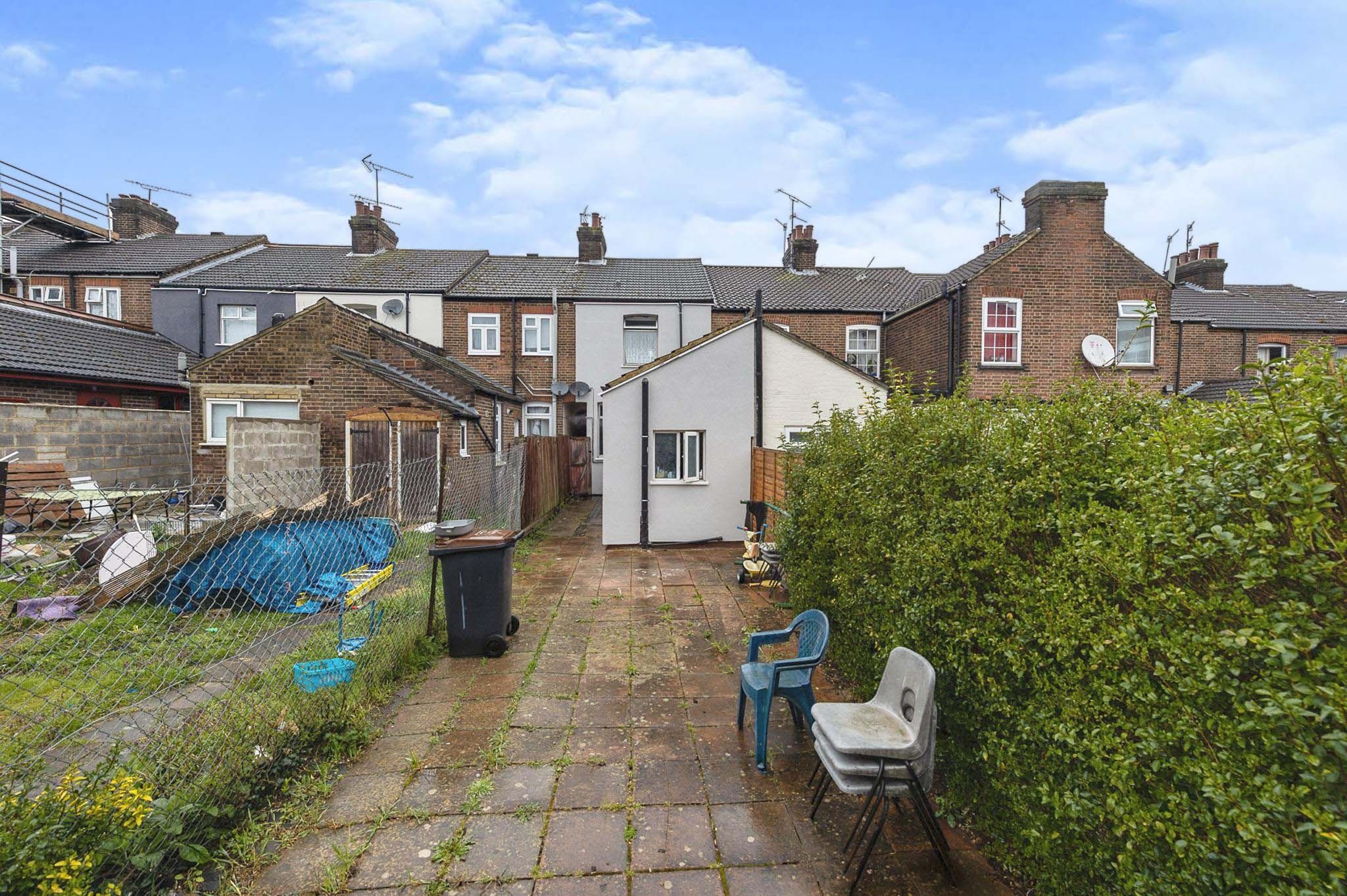 2 bed terraced house for sale in Althorp Road, Luton, Bedfordshire LU3