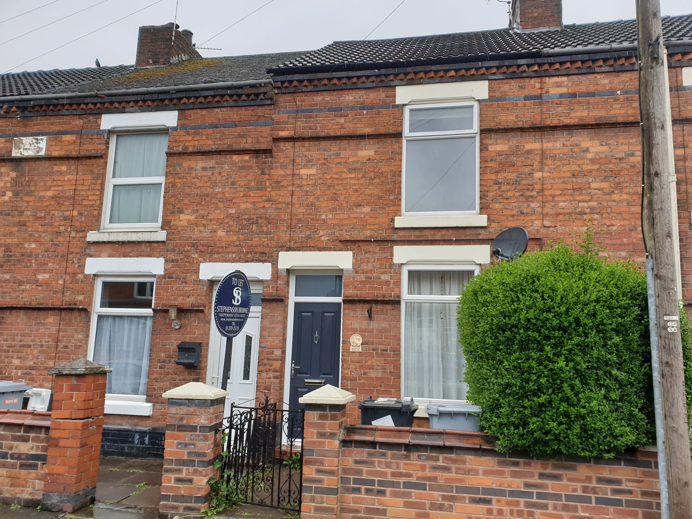 2 bed terraced house to rent in Hungerford Avenue, Crewe CW1 Zoopla