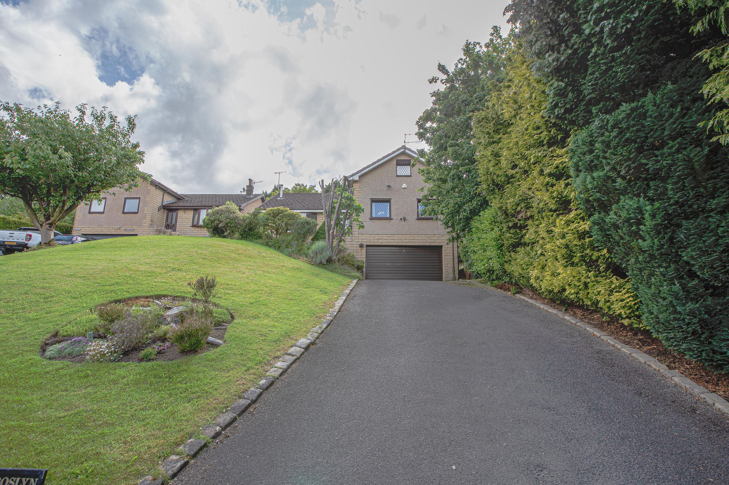 4 bed detached house for sale in Broad Ing Close, Cliviger, Burnley