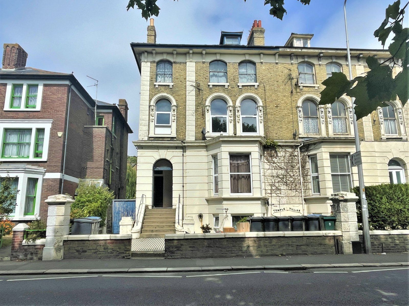 7 bed semidetached house for sale in Maison Dieu Road, Dover, Kent