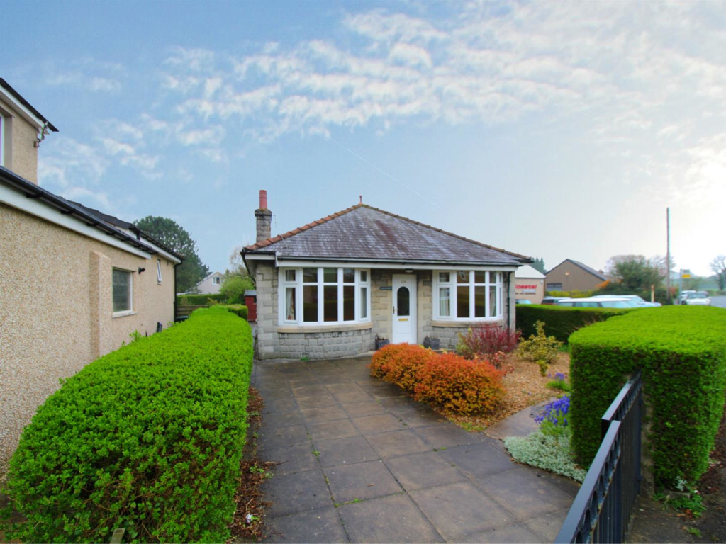 2 bed detached house for sale in Hest Bank Lane, Slyne, Lancaster LA2
