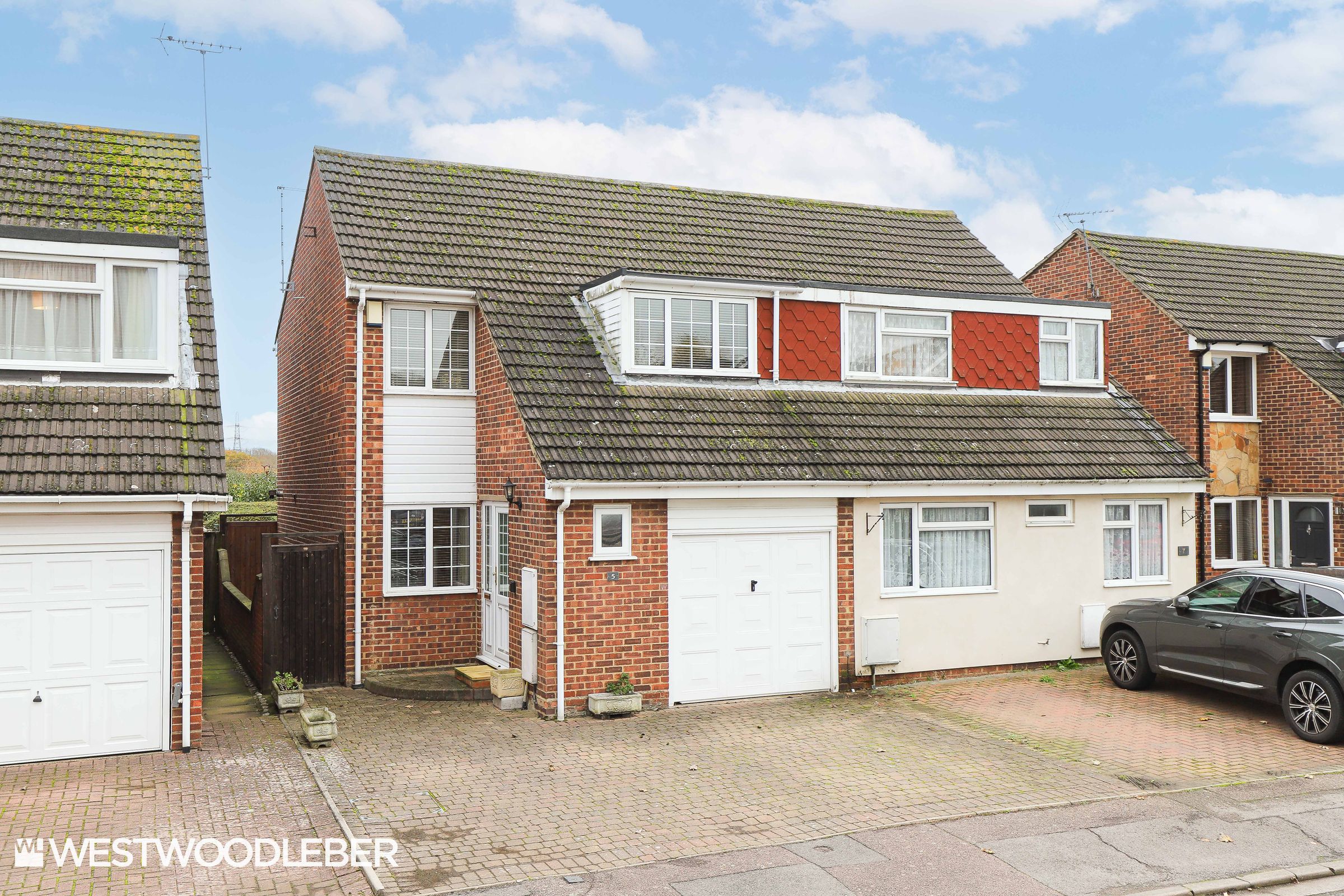 3 bed semidetached house to rent in Buryholme, Broxbourne EN10 Zoopla