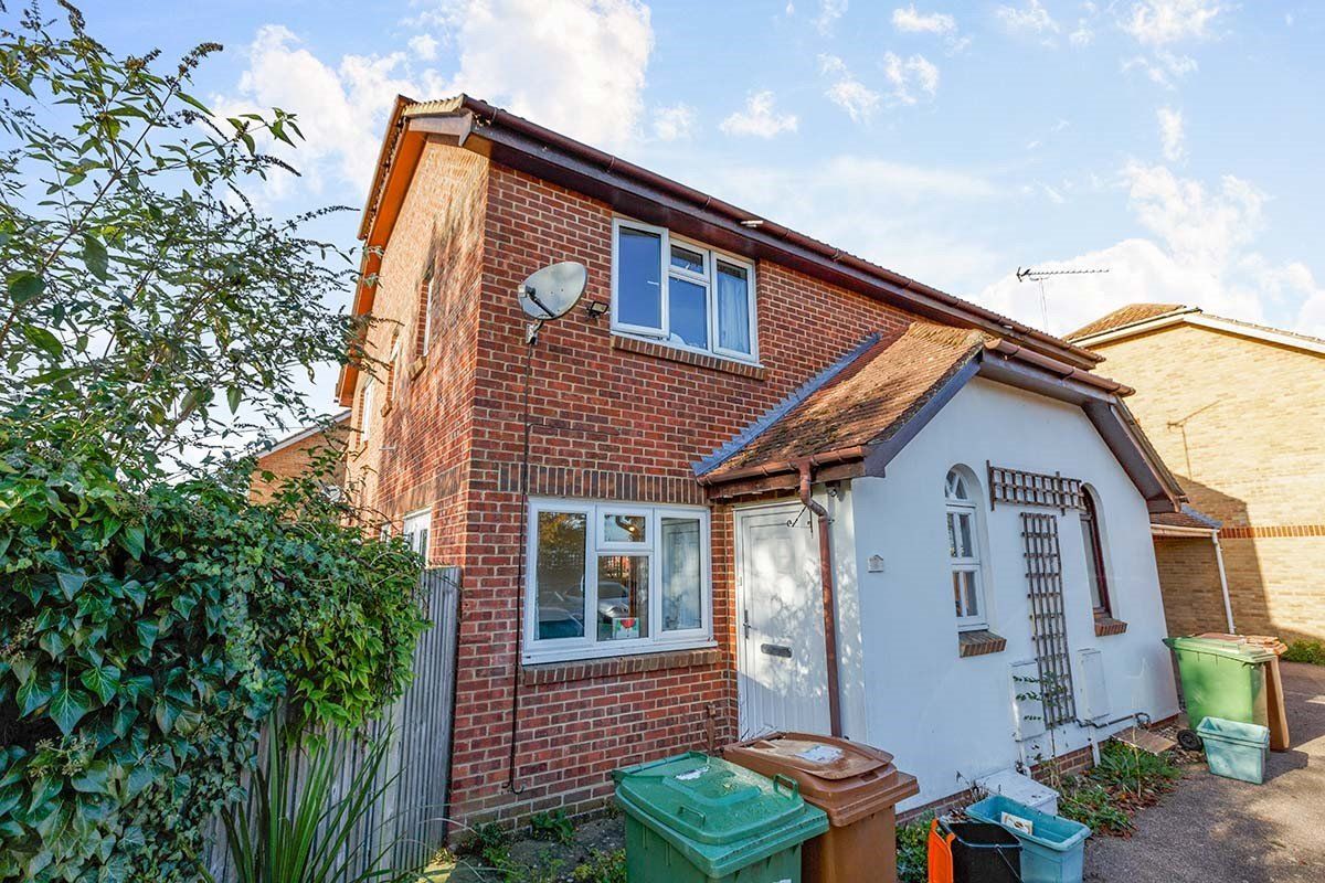 1 bed end terrace house to rent in Way, Paddock Wood, Tonbridge