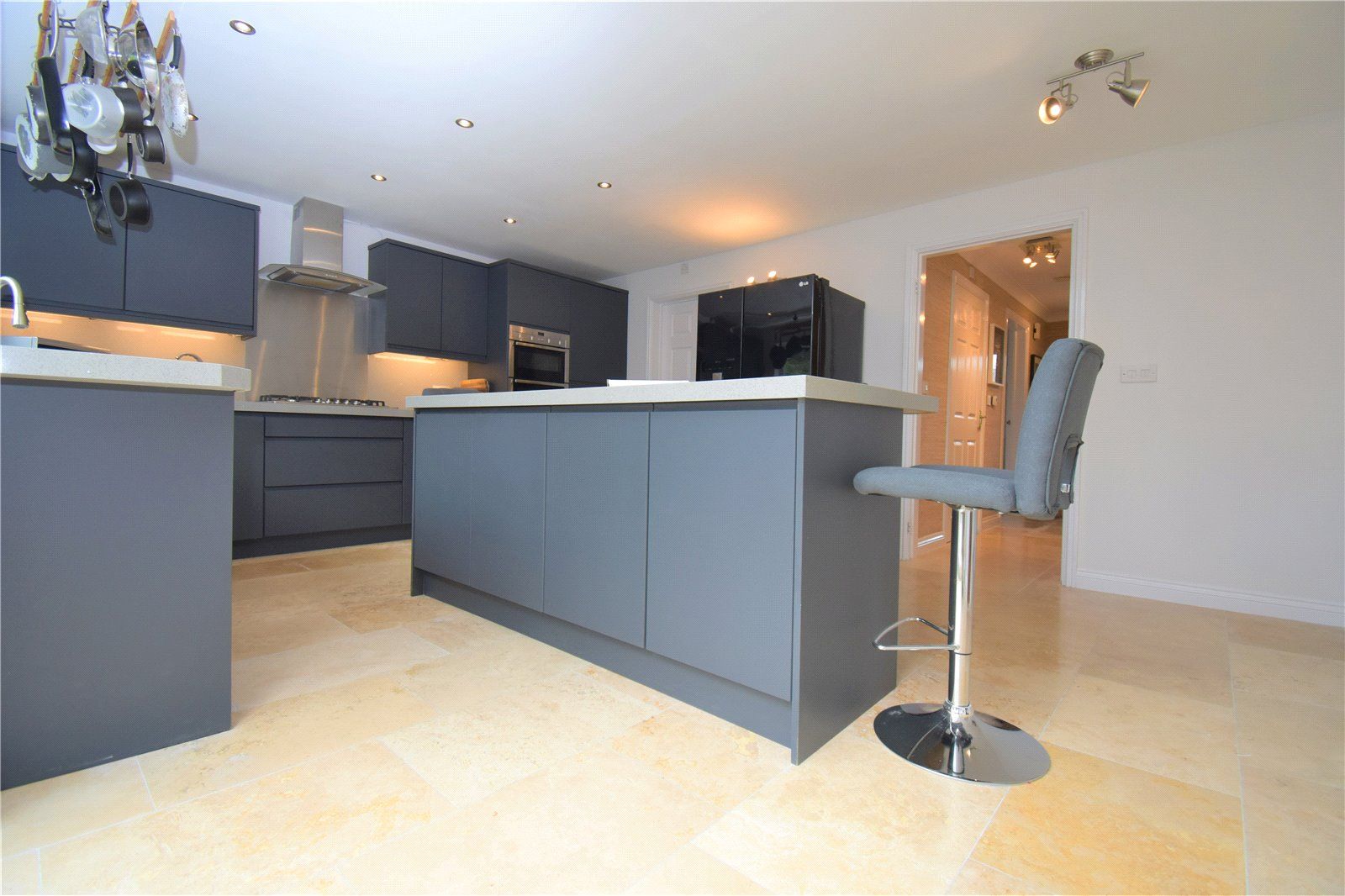 4 bed detached house for sale in Sandleford Lane, Greenham, Newbury