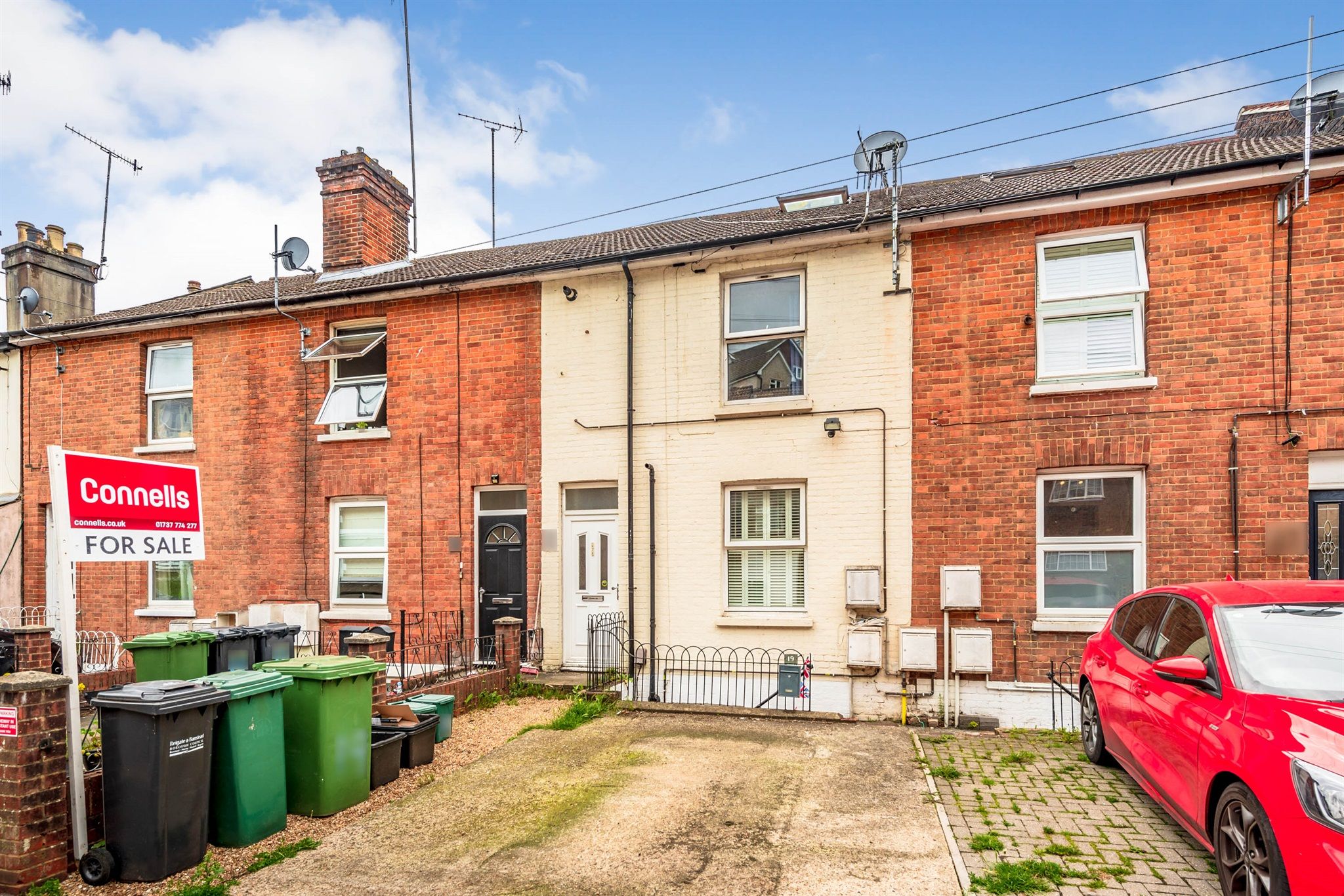 2 bed flat for sale in Garlands Road, Redhill RH1 Zoopla