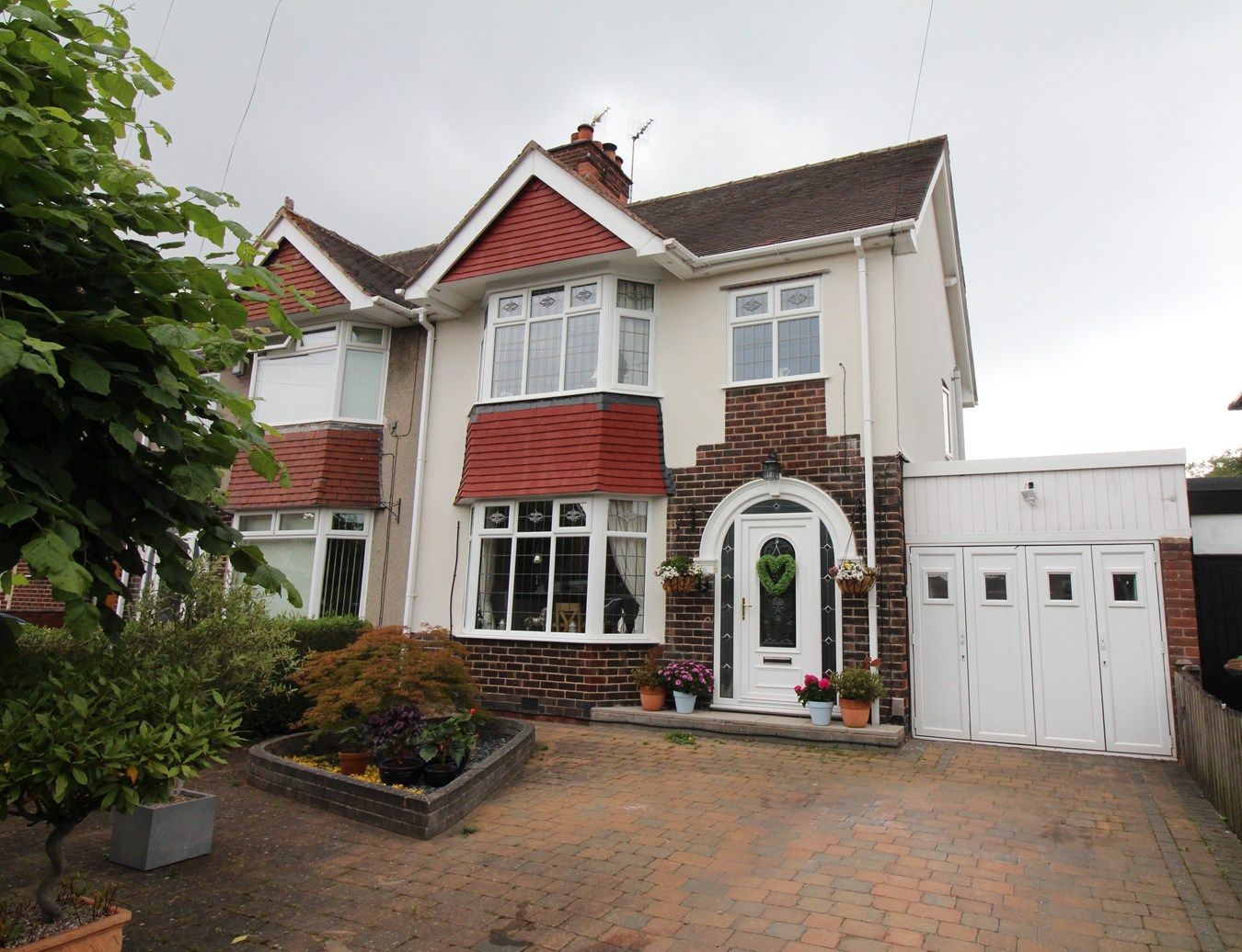 3 bed semidetached house for sale in Lime Tree Avenue, KirkbyIn