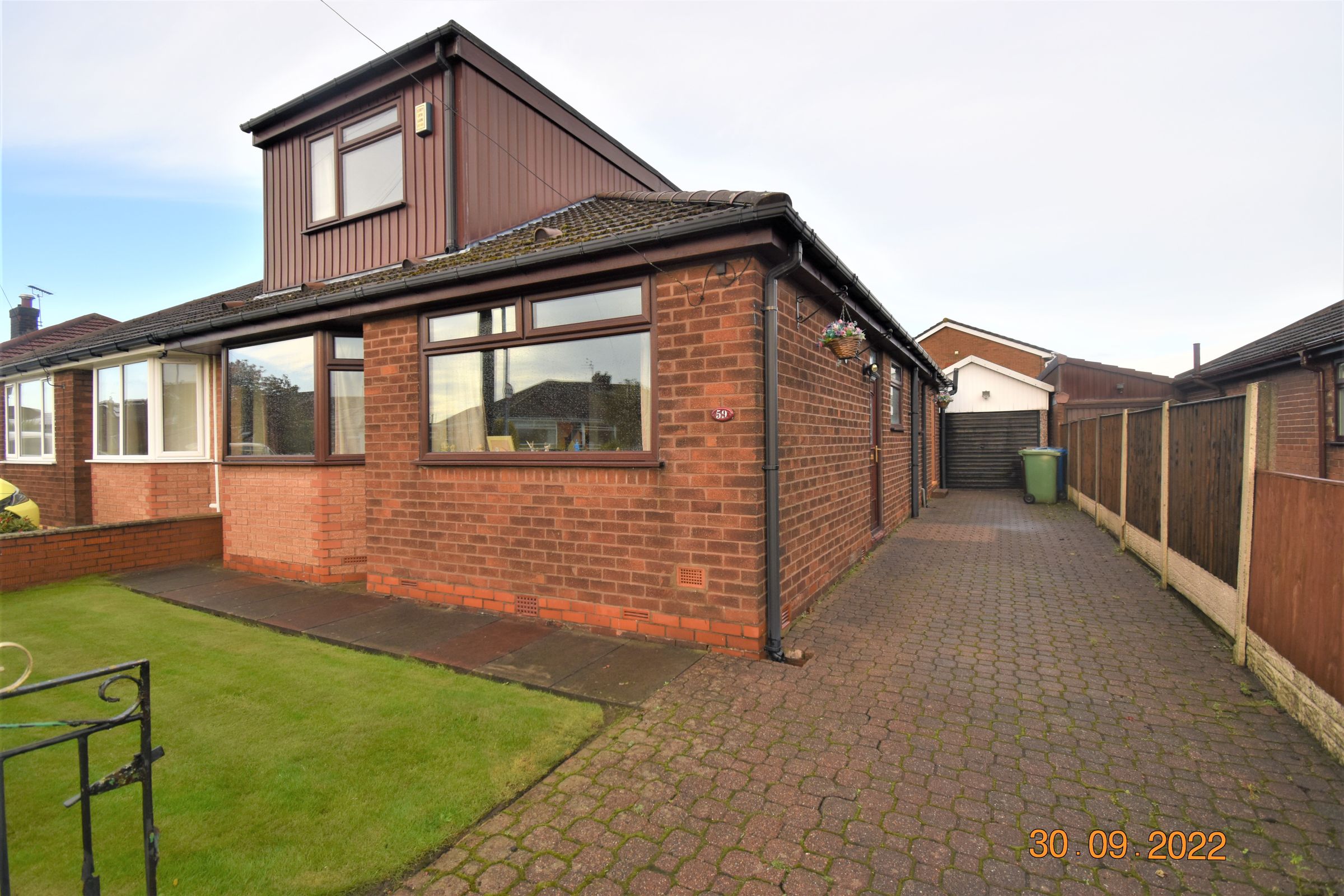 3 bed bungalow for sale in Dryden Avenue, Ashton In Makerfield, Bryn
