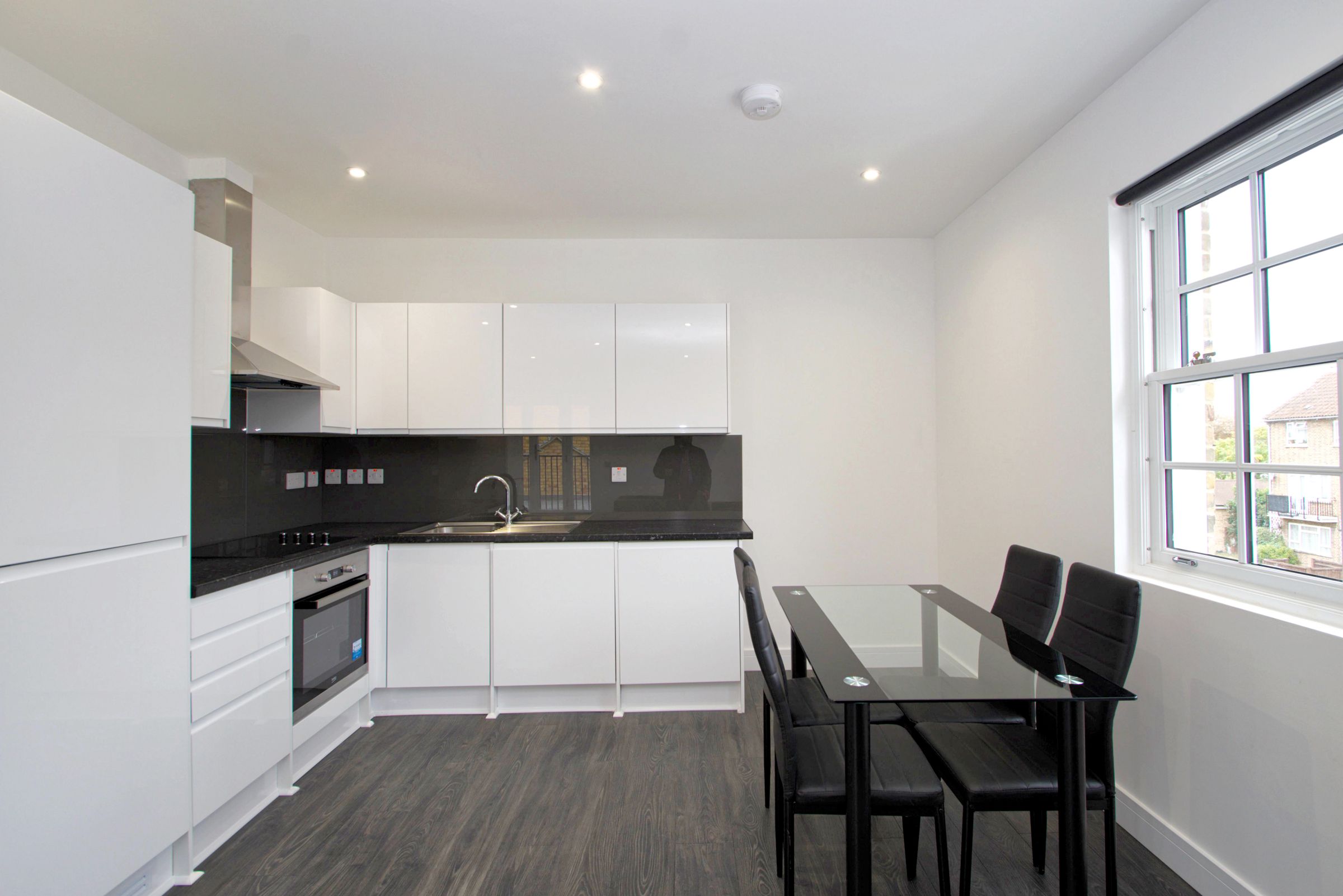 3 bed flat to rent in Middle Road, Harrow HA2 Zoopla
