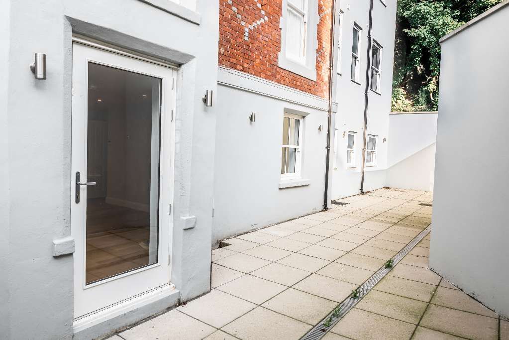 Apartment 2 Sandstone Quarry Tunbridge Wls TN1  