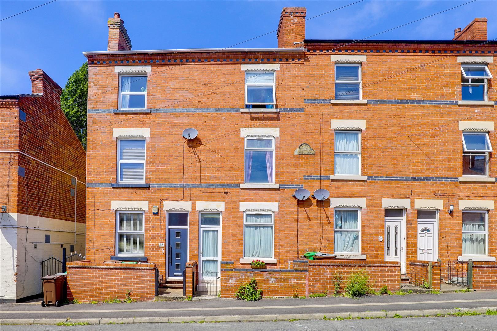 4 bed terraced house for sale in Liddington Street, Basford