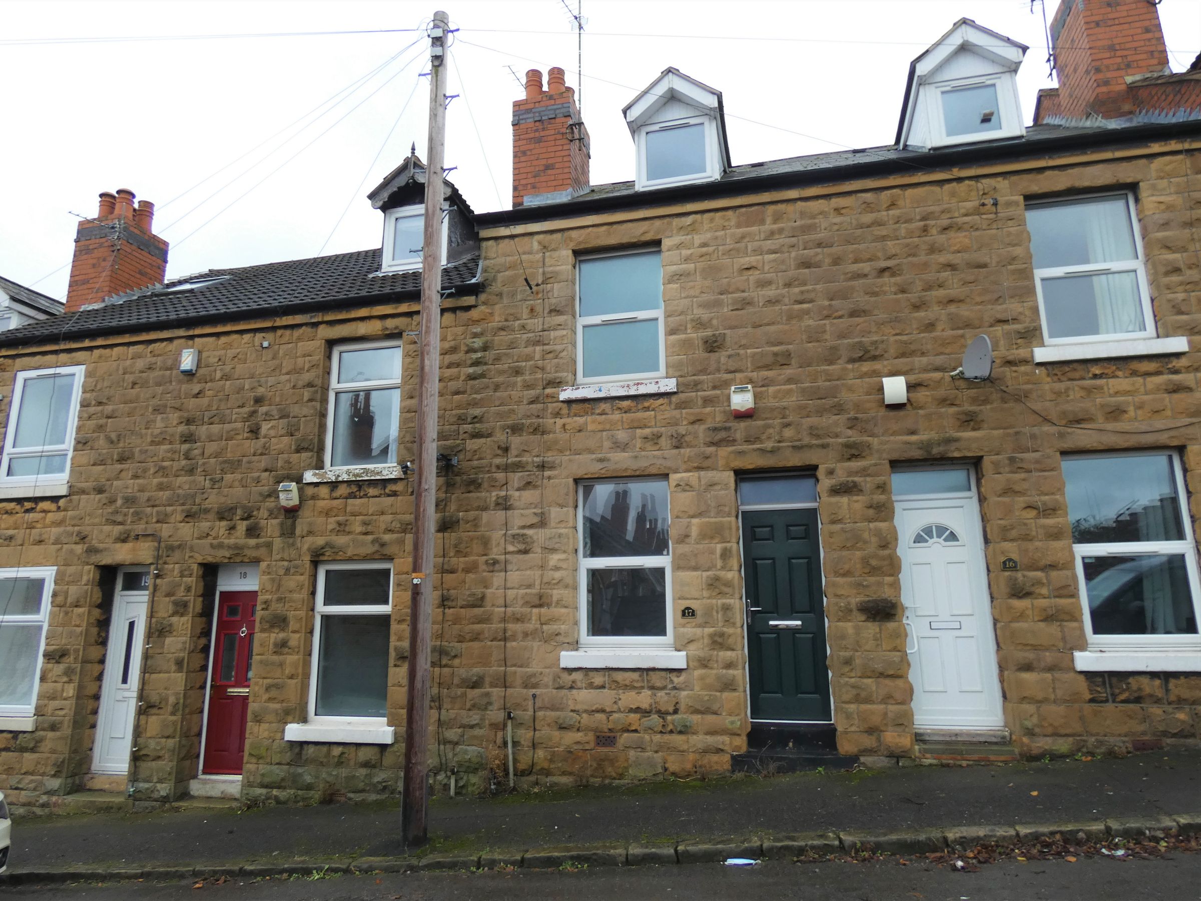 3 bed terraced house to rent in Park Street, Mansfield Woodhouse