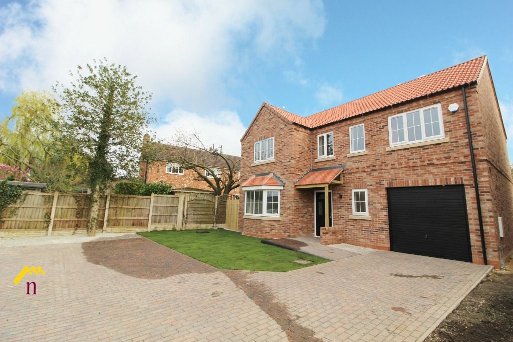 4 bed detached house for sale in Station Road, Hatfield, Doncaster DN7