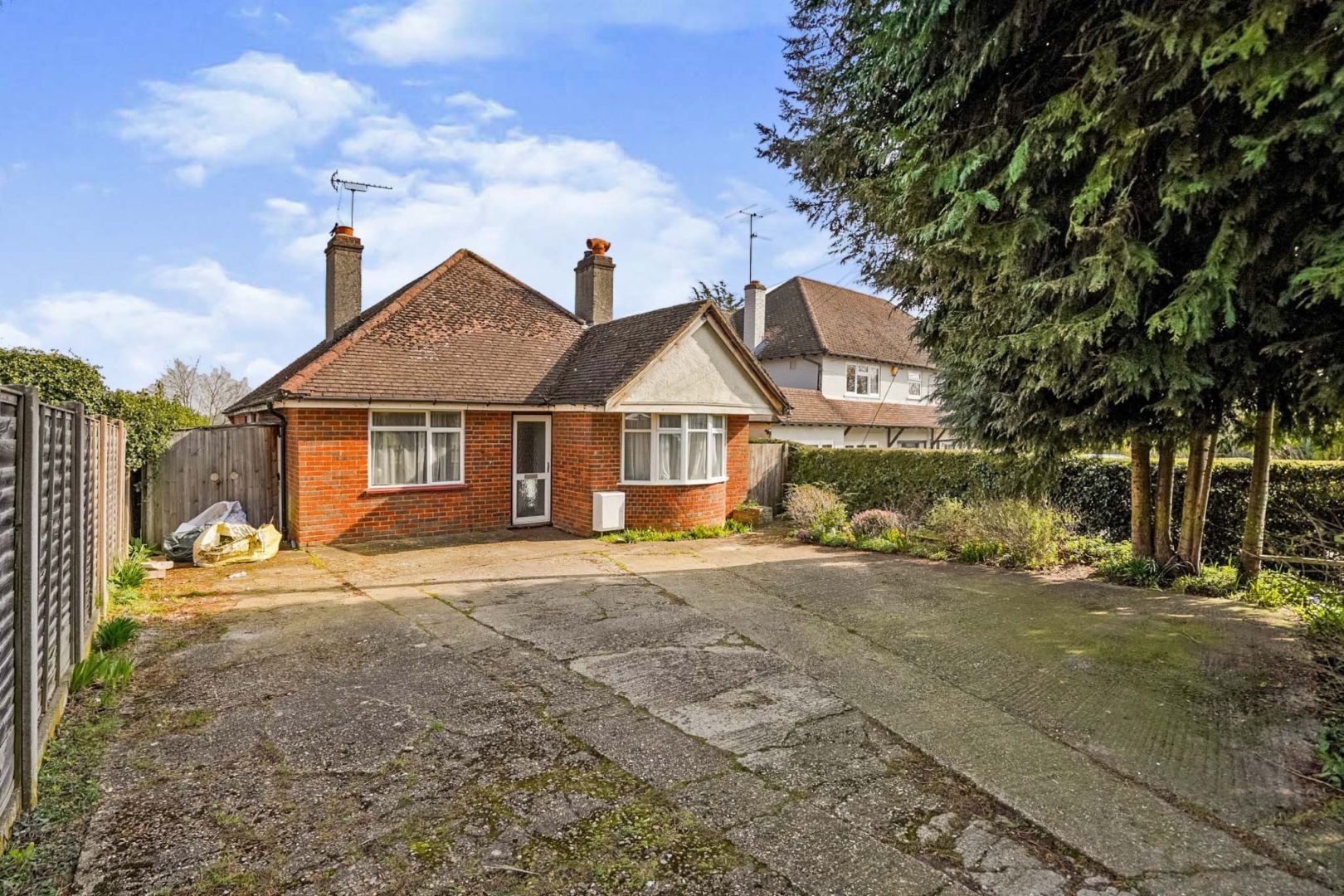 3 bed detached bungalow for sale in Chartridge Lane, Chesham HP5 Zoopla