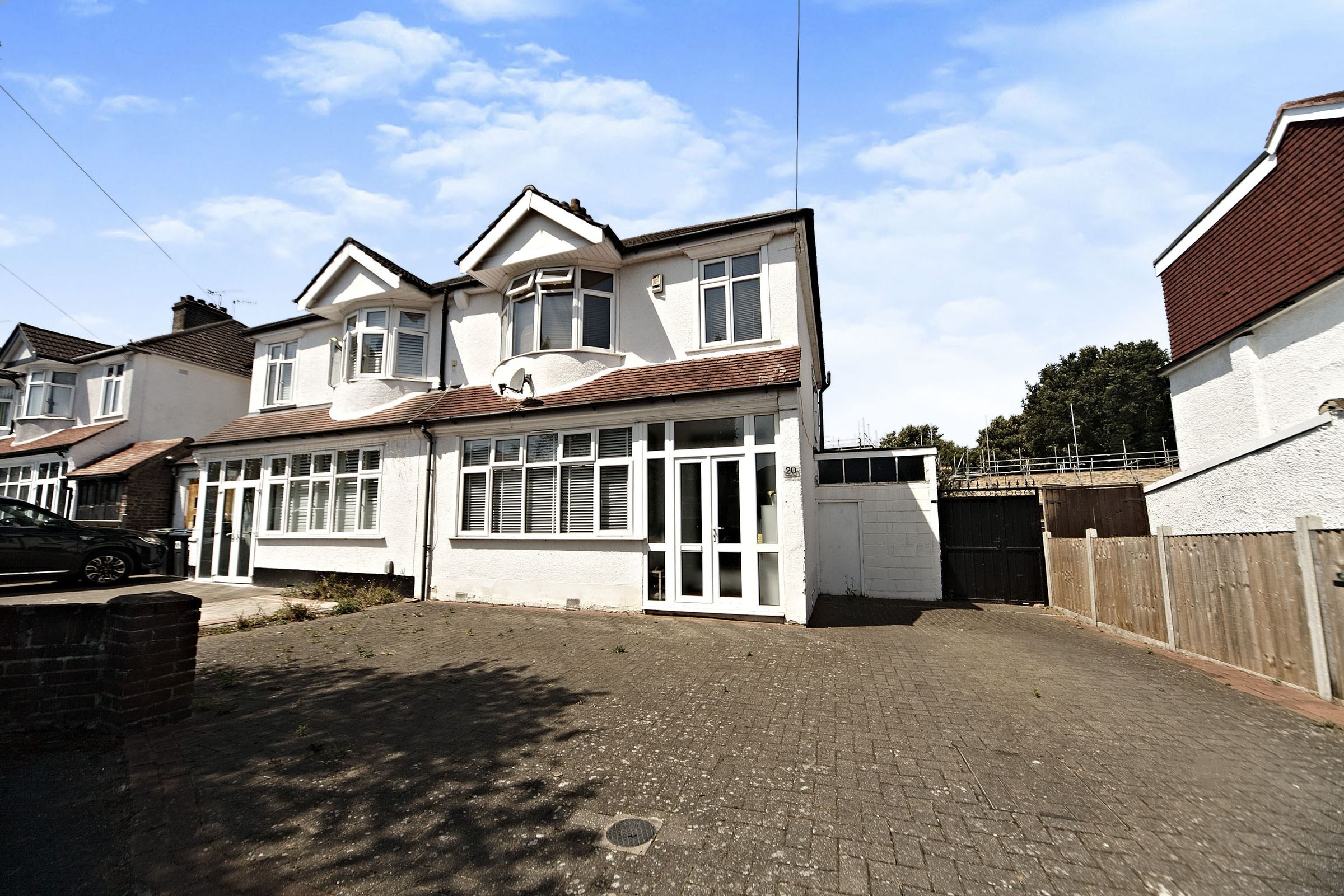 3 bed semidetached house for sale in Norman Avenue, South Croydon CR2
