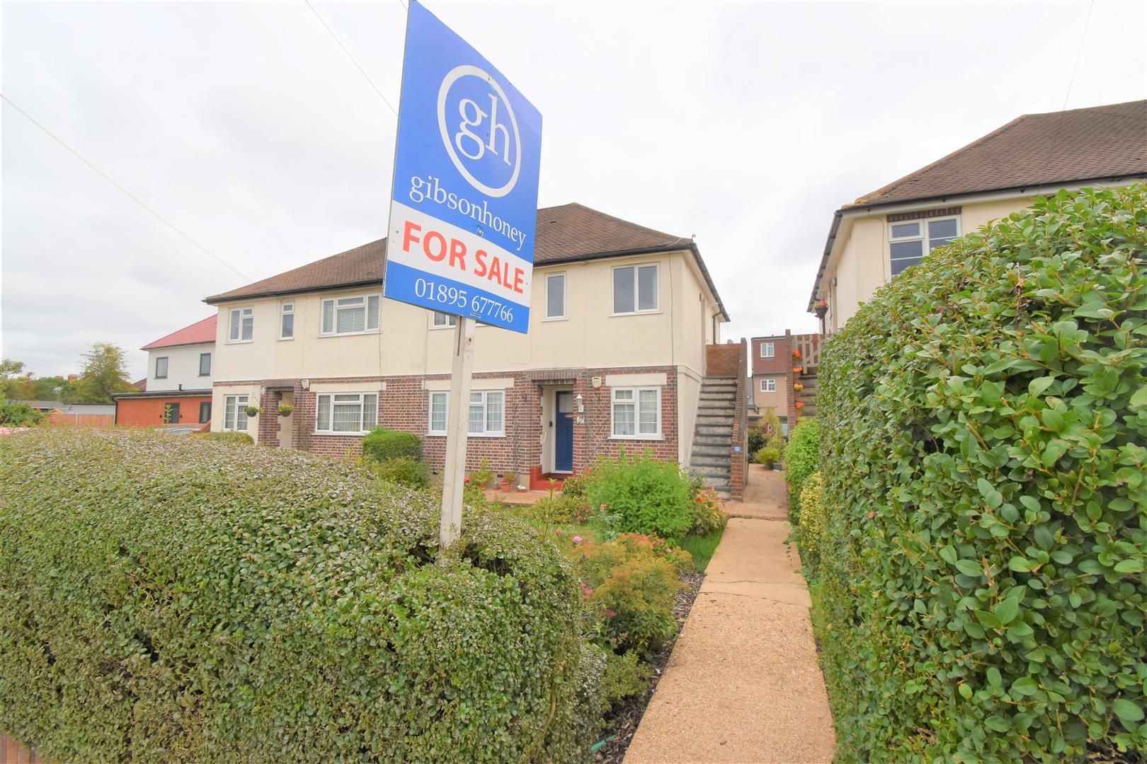 2 bed for sale in Northdown Close, Ruislip Manor, Ruislip