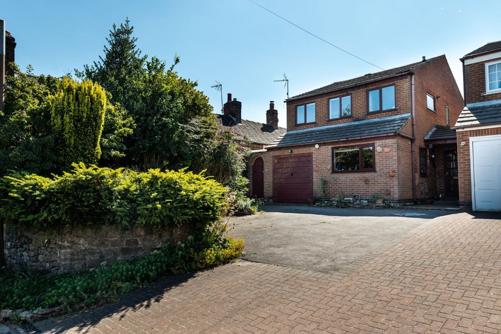 3 bed detached house for sale in Belper Lane, Belper, Derbyshire DE56