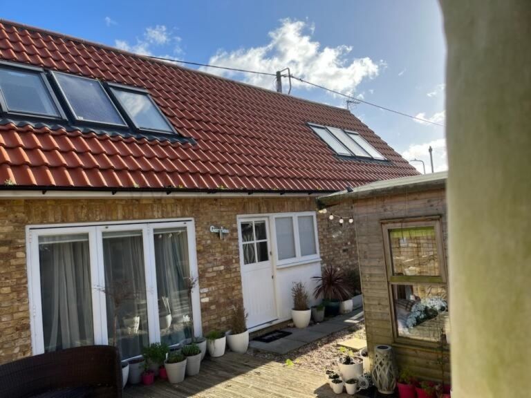 2 bed barn conversion to rent in Golden Hill, Whitstable CT5 Zoopla