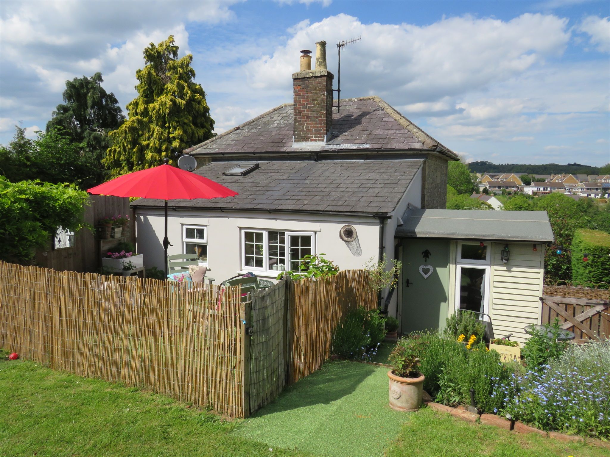 2 bed detached house for sale in Chapel Street, Warminster BA12 Zoopla