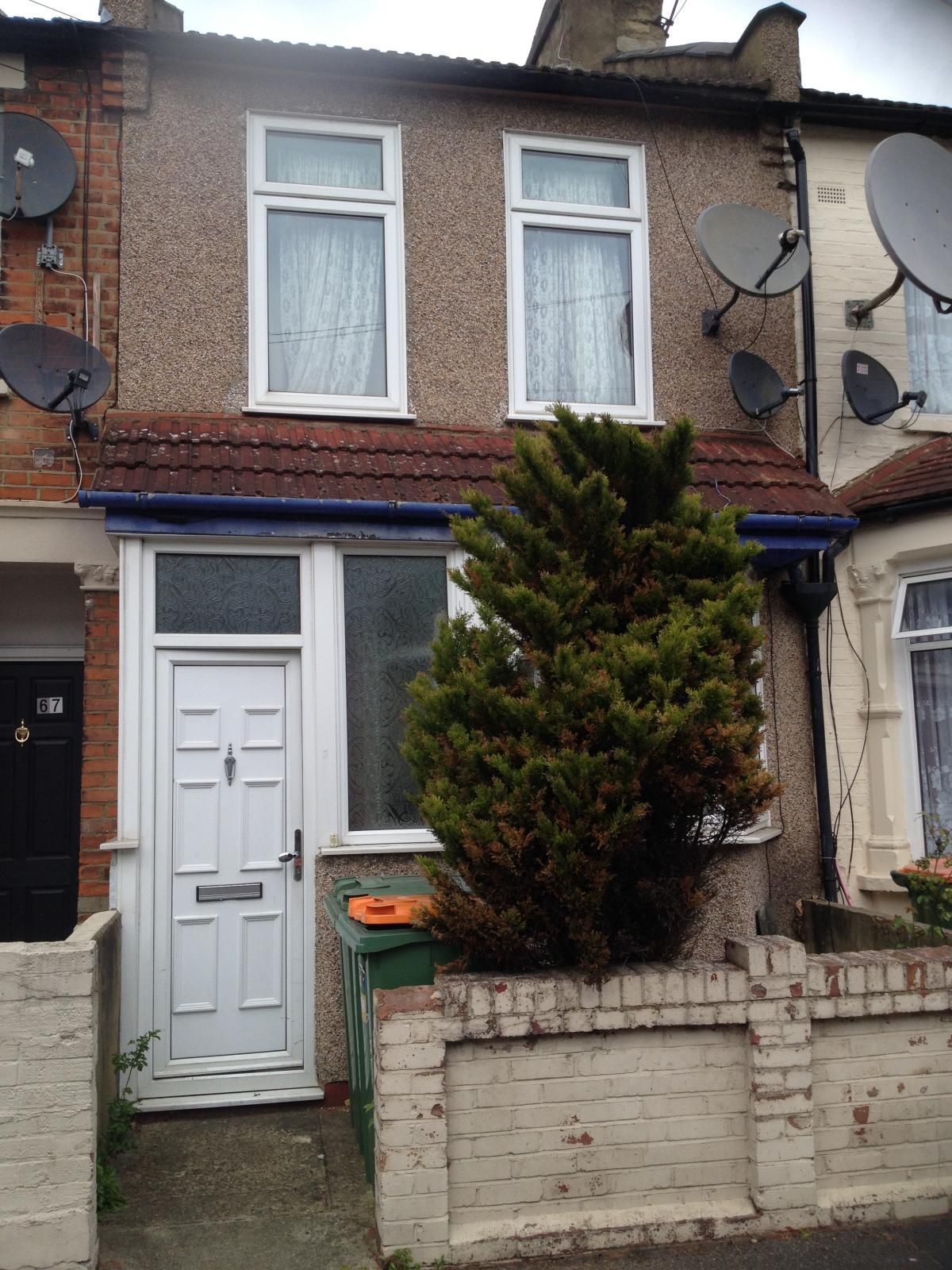2 bed terraced house for sale in Dore Avenue, London E12 Zoopla