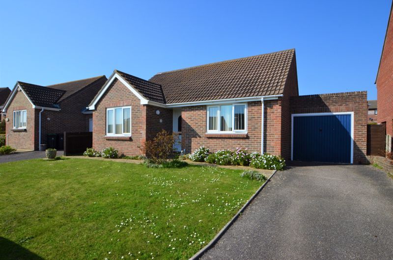 2 bed detached bungalow for sale in Rolfe Crescent, Chickerell, Weymouth, Dorset DT3 Zoopla