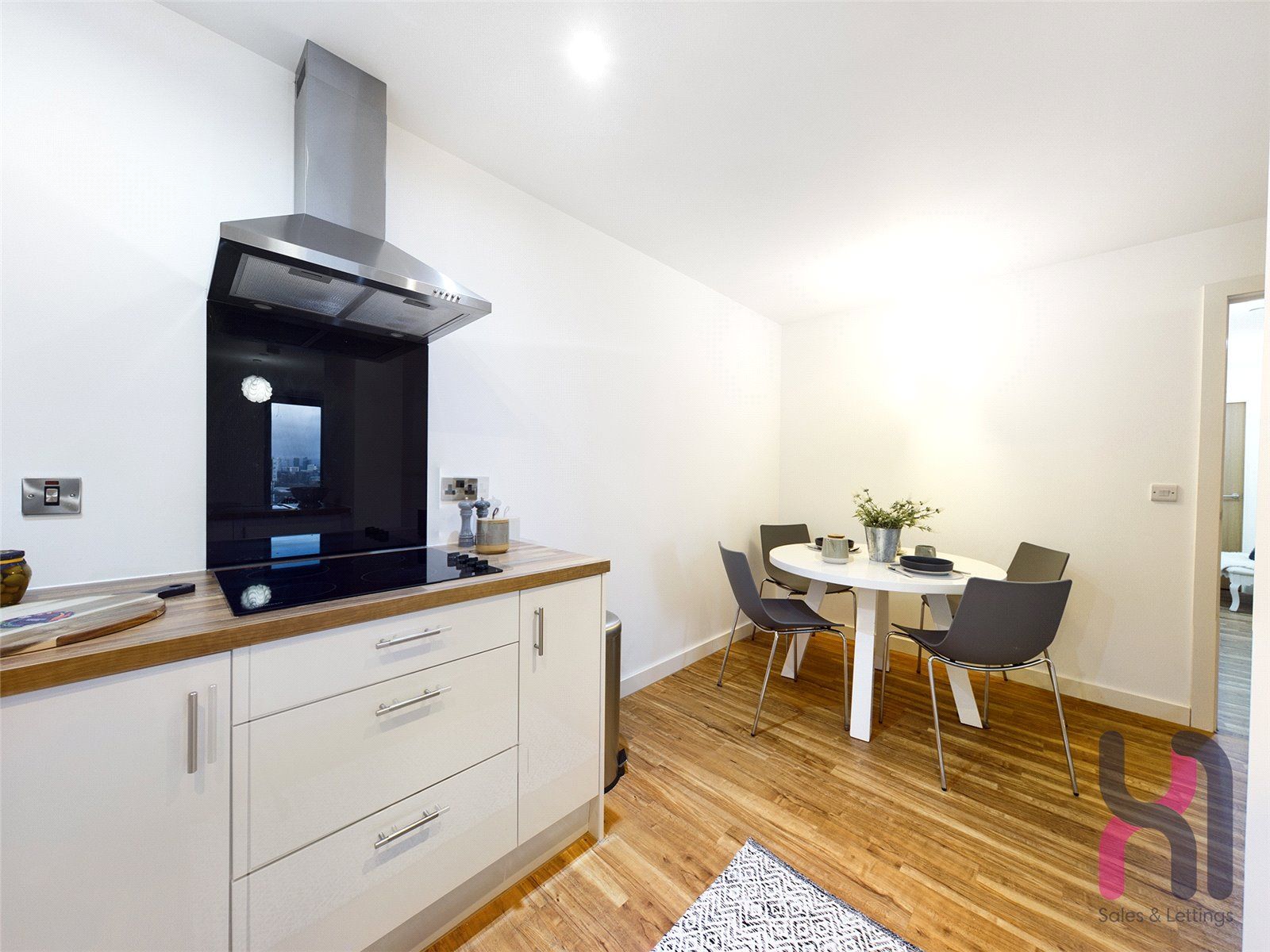 3 bed flat to rent in Media City, Michigan Point Tower A, 9 Michigan