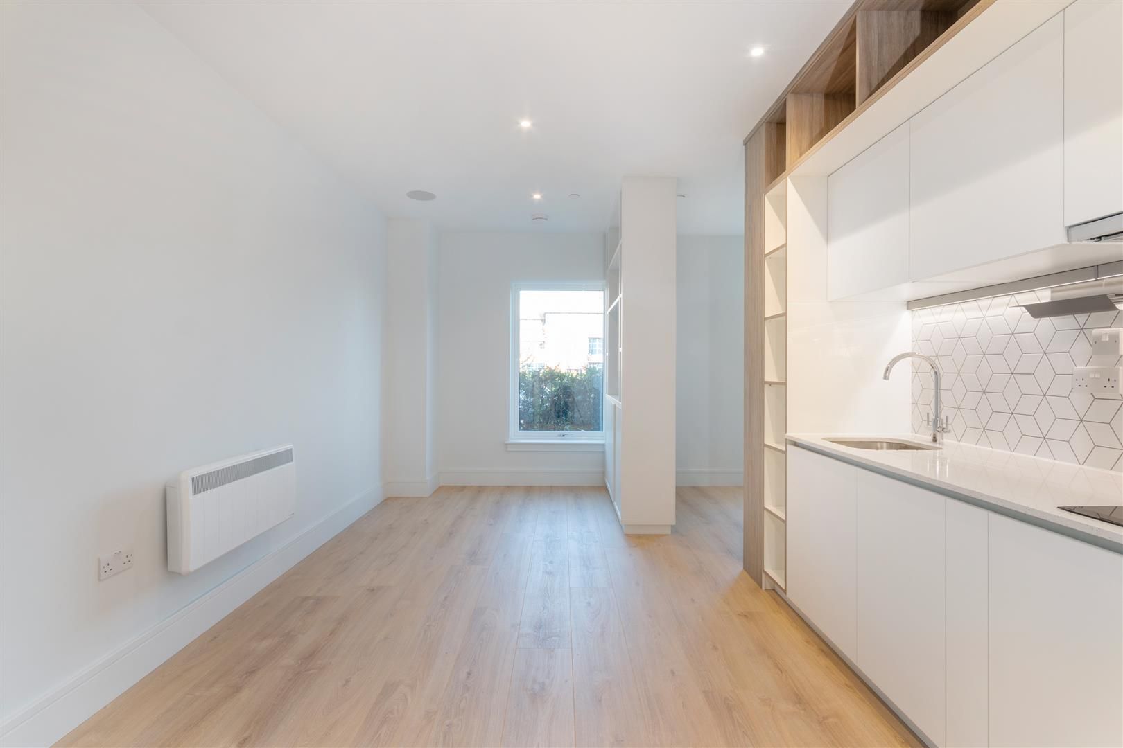 Studio to rent in North Road, Bedfont, Feltham TW14 Zoopla