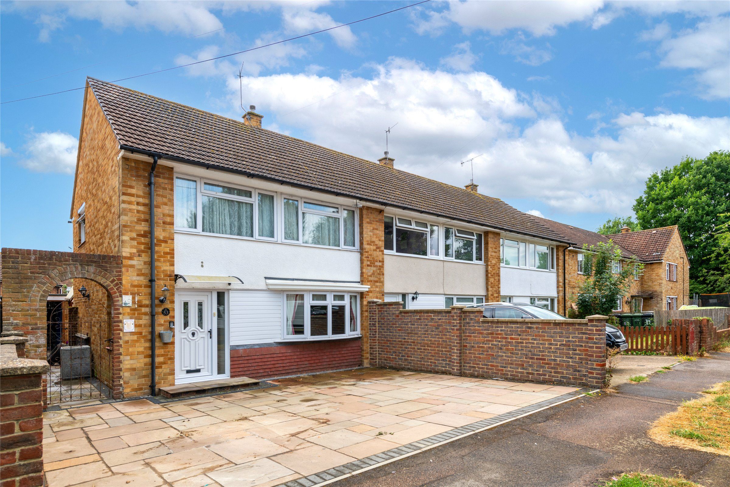 3 bed end terrace house for sale in Tilers Way, Reigate RH2 Zoopla