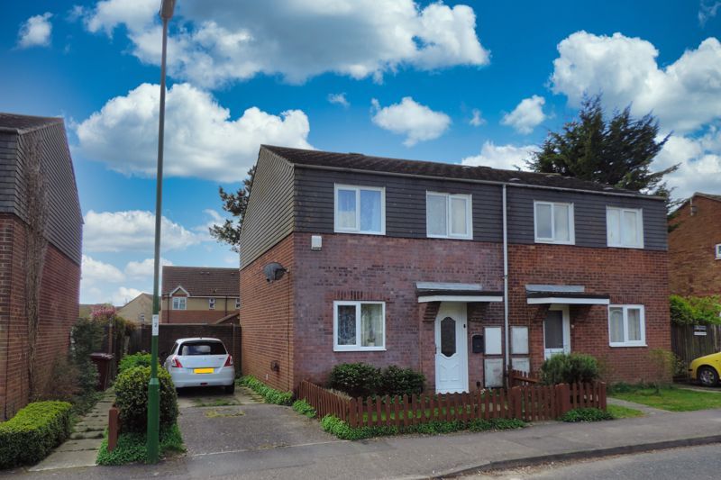 Conduit Mead, Chichester PO19  