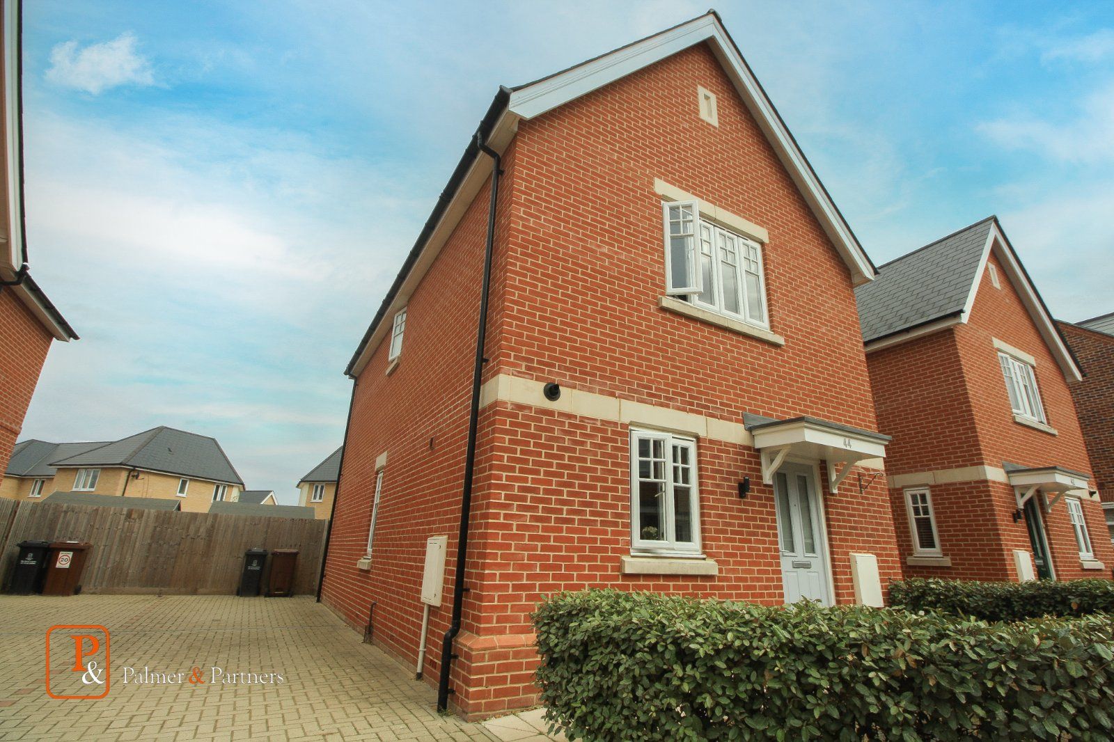 3 bed linkdetached house to rent in Lilianna Road, Colchester, Essex CO4 Zoopla