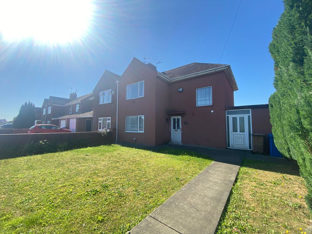 3 bed semidetached house for sale in Woodland Avenue, Goole DN14 Zoopla