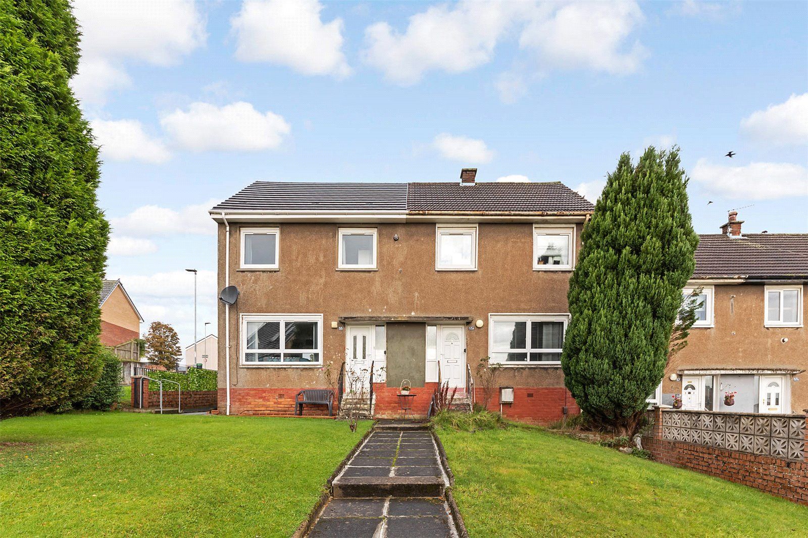 2 bed end terrace house for sale in Castlefern Road, Rutherglen