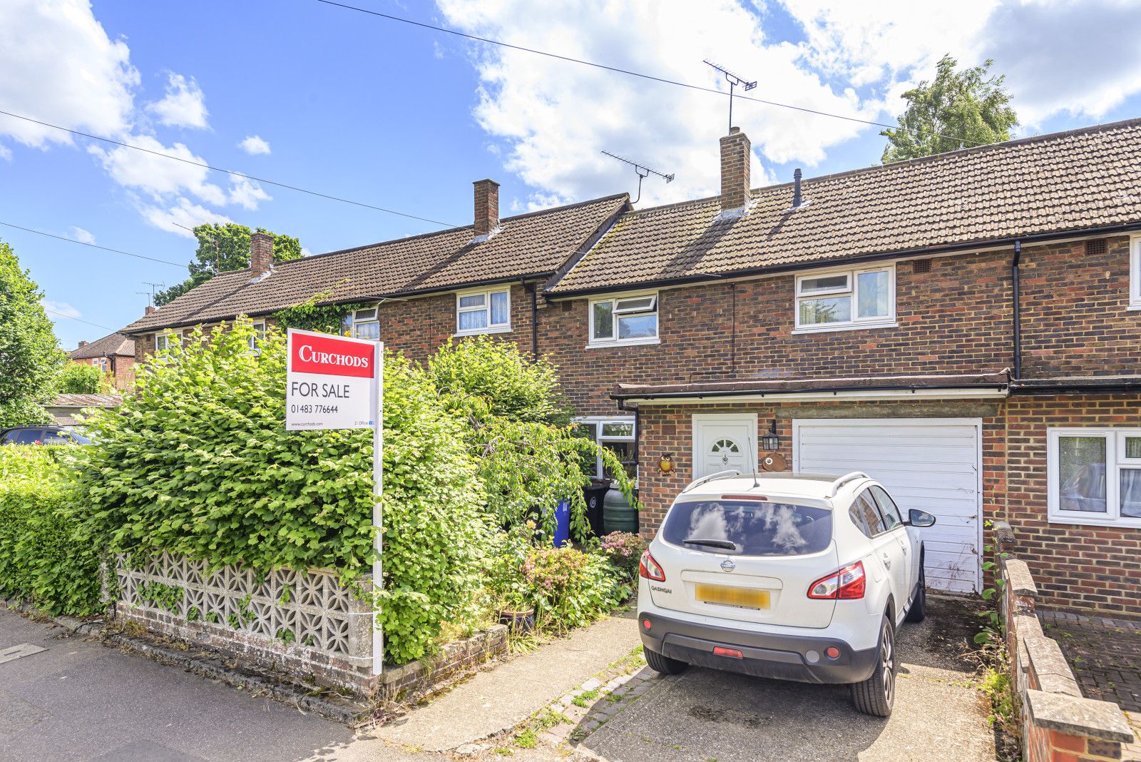 3 bed terraced house for sale in Hammond Road, Horsell, Woking GU21